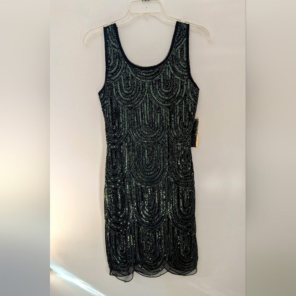 NWT - Verty - 20s Style Green Sequin (Almost Flapper) Dress - Size S